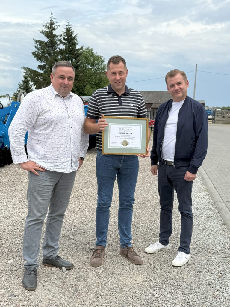 AGROL autoryzowanym dilerem maszyn INTERTECH