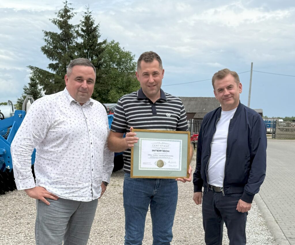AGROL autoryzowanym dilerem maszyn INTERTECH
